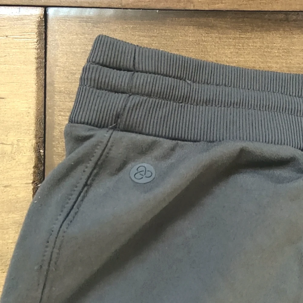 Zella Live In Gray Pocket Joggers, Medium - Picture 7 of 7